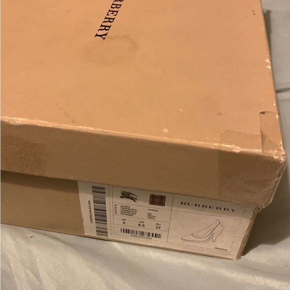 Burberry Pewter 4+inch High Heels👠Sz 37EU/6.5USA Excellent Condition!! Worn 1X! - Picture 12 of 12